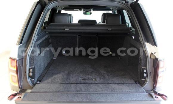 Acheter Occasion Voiture Land Rover Range Rover Vogue Blanc à Windhoek, Namibie Acheter Occasion Voiture Land Rover Range Rover Vogue Blanc à Windhoek, Namibie