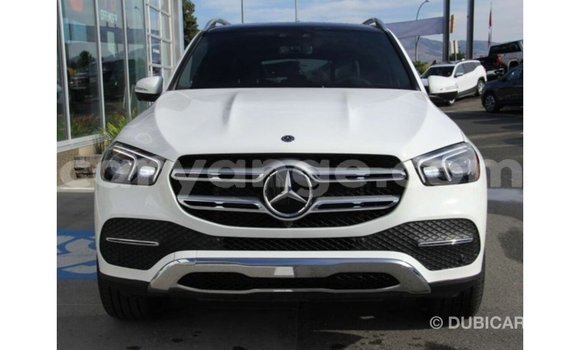 Acheter Import Voiture Mercedes-Benz GLE Blanc à Import - Dubai, Namibie Acheter Import Voiture Mercedes-Benz GLE Blanc à Import - Dubai, Namibie