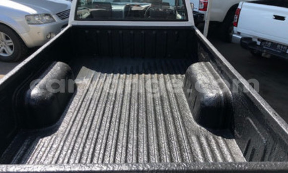 Buy Used Nissan NP 300 White Car in Henties Bay in Erongo Buy Used Nissan NP 300 White Car in Henties Bay in Erongo