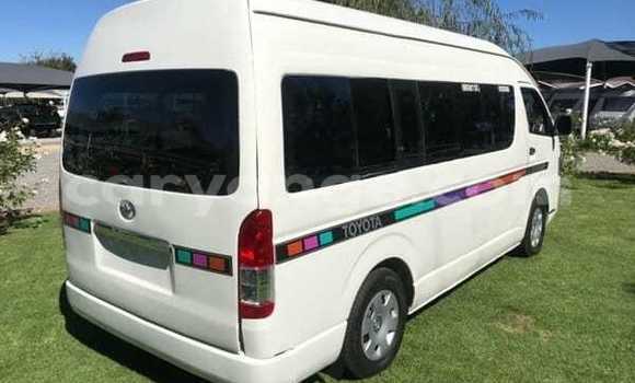 Acheter Occasion Voiture Toyota iQ Blanc à Windhoek, Namibie Acheter Occasion Voiture Toyota iQ Blanc à Windhoek, Namibie