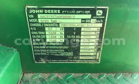 Acheter Occasion Utilitaire Caterpillar 120 Vert à Windhoek, Namibie Acheter Occasion Utilitaire Caterpillar 120 Vert à Windhoek, Namibie