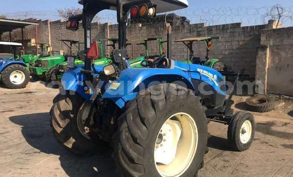 Buy Used Caterpillar 120 Blue Truck in Windhoek in Namibia Buy Used Caterpillar 120 Blue Truck in Windhoek in Namibia