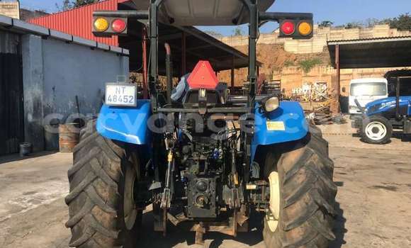 Buy Used Caterpillar 120 Blue Truck in Windhoek in Namibia Buy Used Caterpillar 120 Blue Truck in Windhoek in Namibia