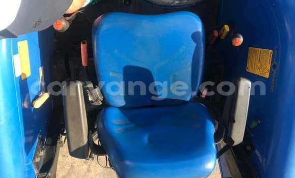 Buy Used Caterpillar 120 Blue Truck in Windhoek in Namibia Buy Used Caterpillar 120 Blue Truck in Windhoek in Namibia