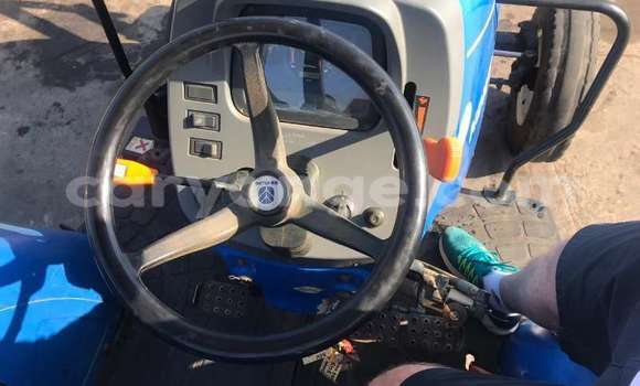 Buy Used Caterpillar 120 Blue Truck in Windhoek in Namibia Buy Used Caterpillar 120 Blue Truck in Windhoek in Namibia