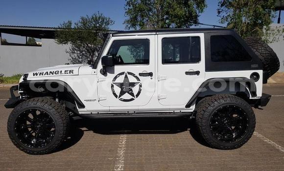 Buy Used Jeep Wrangler White Car in Karasburg in Karas Buy Used Jeep Wrangler White Car in Karasburg in Karas