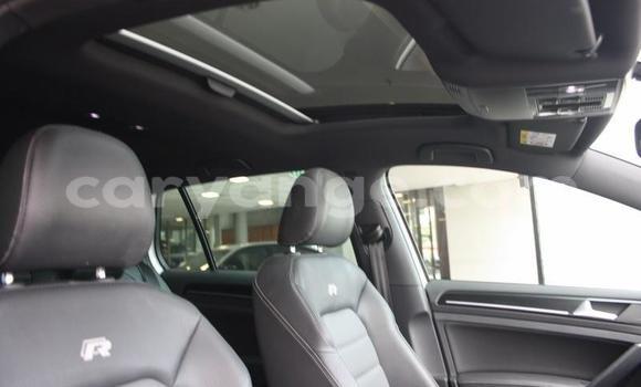 Acheter Occasion Voiture Volkswagen Golf R Blanc à Windhoek, Namibie Acheter Occasion Voiture Volkswagen Golf R Blanc à Windhoek, Namibie