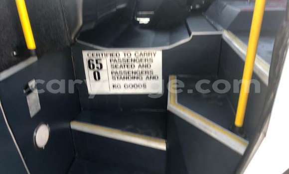 Acheter Occasion Utilitaire Hino 300 Series Blanc à Windhoek, Namibie Acheter Occasion Utilitaire Hino 300 Series Blanc à Windhoek, Namibie