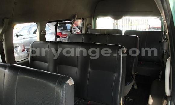 Acheter Occasion Voiture Toyota 4Runner Blanc à Windhoek, Namibie Acheter Occasion Voiture Toyota 4Runner Blanc à Windhoek, Namibie