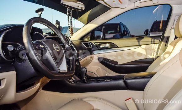 Acheter Import Voiture Nissan Maxima Blanc à Import - Dubai, Namibie Acheter Import Voiture Nissan Maxima Blanc à Import - Dubai, Namibie