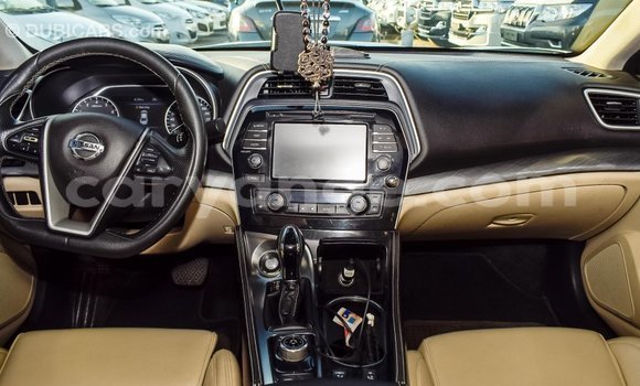 Acheter Import Voiture Nissan Maxima Blanc à Import - Dubai, Namibie Acheter Import Voiture Nissan Maxima Blanc à Import - Dubai, Namibie