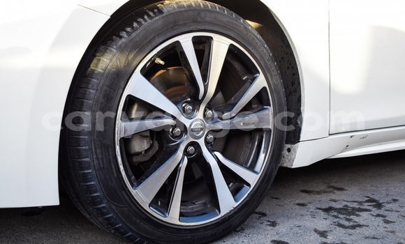 Acheter Import Voiture Nissan Maxima Blanc à Import - Dubai, Namibie Acheter Import Voiture Nissan Maxima Blanc à Import - Dubai, Namibie