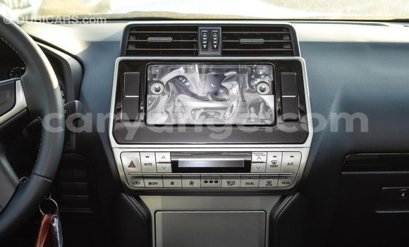 Acheter Import Voiture Toyota Prado Autre à Import - Dubai, Namibie Acheter Import Voiture Toyota Prado Autre à Import - Dubai, Namibie