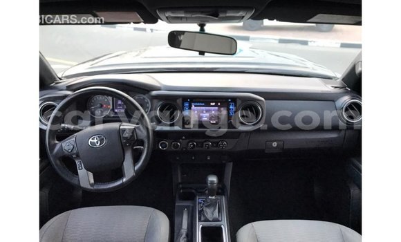 Acheter Import Voiture Toyota Tacoma Noir à Import - Dubai, Namibie Acheter Import Voiture Toyota Tacoma Noir à Import - Dubai, Namibie