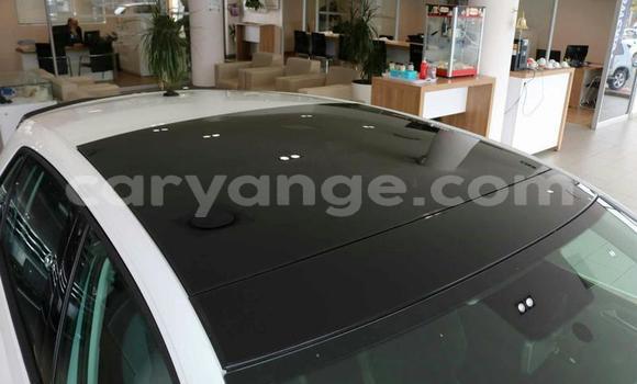 Acheter Occasion Voiture Volkswagen Polo R WRC Blanc à Windhoek, Namibie Acheter Occasion Voiture Volkswagen Polo R WRC Blanc à Windhoek, Namibie