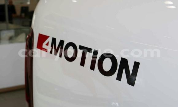 Acheter Occasion Voiture Volkswagen Amarok Blanc à Windhoek, Namibie Acheter Occasion Voiture Volkswagen Amarok Blanc à Windhoek, Namibie