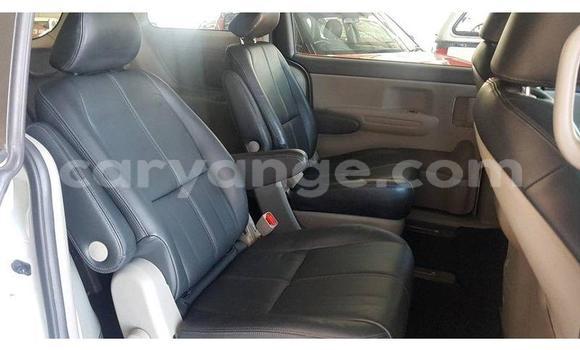 Acheter Occasion Voiture Kia Sedona Blanc à Windhoek, Namibie Acheter Occasion Voiture Kia Sedona Blanc à Windhoek, Namibie