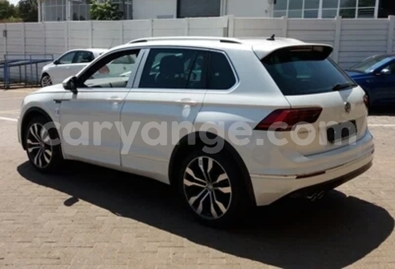 Big with watermark volkswagen tiguan namibia walvis bay 9714