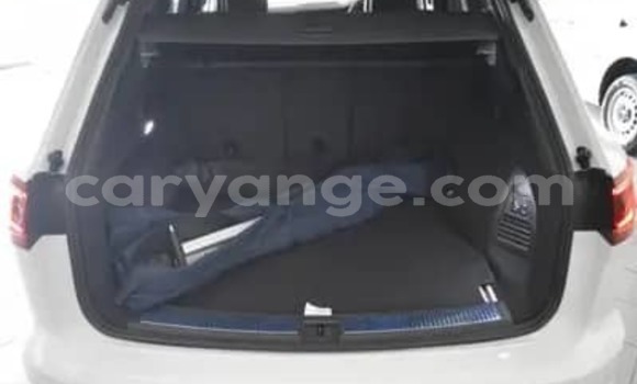 Buy Used Volkswagen Tiguan White Car in Walvis Bay in Namibia Buy Used Volkswagen Tiguan White Car in Walvis Bay in Namibia