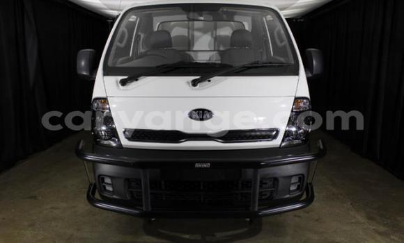 Acheter Occasion Voiture Kia K7 Blanc à Windhoek, Namibie Acheter Occasion Voiture Kia K7 Blanc à Windhoek, Namibie