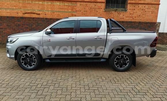 Buy Used Toyota Hilux Silver Car in Gobabis in Omaheke Buy Used Toyota Hilux Silver Car in Gobabis in Omaheke
