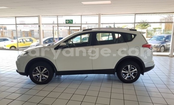 Buy Used Toyota RAV4 White Car in Windhoek in Namibia Buy Used Toyota RAV4 White Car in Windhoek in Namibia