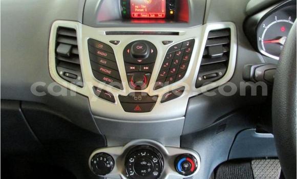 Acheter Occasion Voiture Ford Fiesta Beige à Windhoek, Namibie Acheter Occasion Voiture Ford Fiesta Beige à Windhoek, Namibie