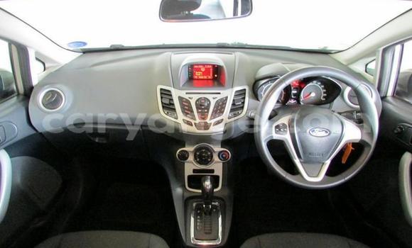 Acheter Occasion Voiture Ford Fiesta Beige à Windhoek, Namibie Acheter Occasion Voiture Ford Fiesta Beige à Windhoek, Namibie