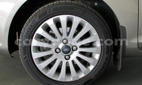 Acheter Occasion Voiture Ford Fiesta Beige à Windhoek, Namibie Acheter Occasion Voiture Ford Fiesta Beige à Windhoek, Namibie