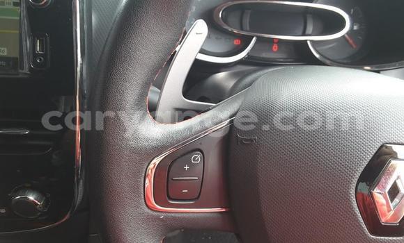 Acheter Occasion Voiture Renault Clio RS Rouge à Windhoek, Namibie Acheter Occasion Voiture Renault Clio RS Rouge à Windhoek, Namibie