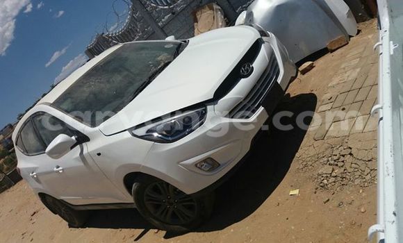Buy Used Hyundai Ix35 White Car in Windhoek in Namibia Buy Used Hyundai Ix35 White Car in Windhoek in Namibia