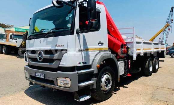 Buy Used Mercedes‒Benz 1117 White Truck in Windhoek in Namibia Buy Used Mercedes‒Benz 1117 White Truck in Windhoek in Namibia