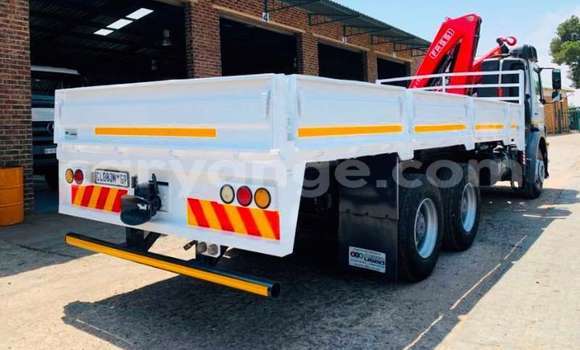 Buy Used Mercedes‒Benz 1117 White Truck in Windhoek in Namibia Buy Used Mercedes‒Benz 1117 White Truck in Windhoek in Namibia