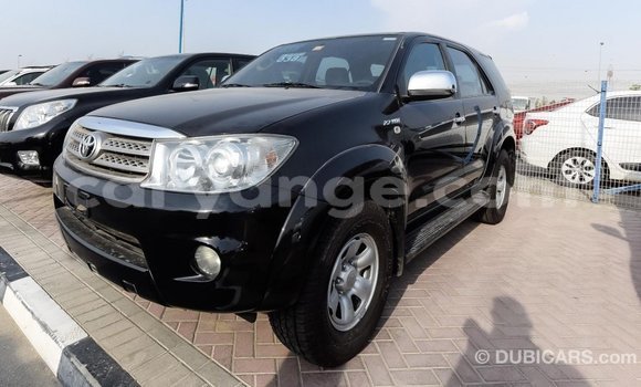 Acheter Import Voiture Toyota Fortuner Noir à Import - Dubai, Namibie Acheter Import Voiture Toyota Fortuner Noir à Import - Dubai, Namibie