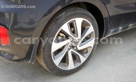 Acheter Import Voiture Kia Rio Noir à Import - Dubai, Namibie Acheter Import Voiture Kia Rio Noir à Import - Dubai, Namibie