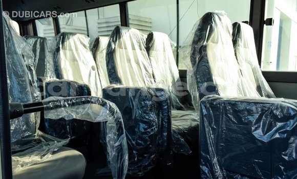 Acheter Import Voiture Hyundai Accent Beige à Import - Dubai, Namibie Acheter Import Voiture Hyundai Accent Beige à Import - Dubai, Namibie