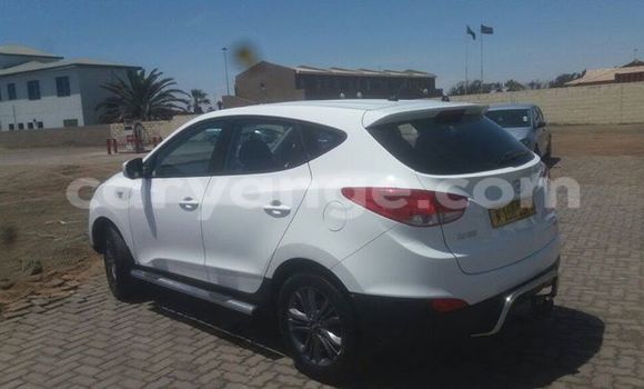 Acheter Occasion Voiture Hyundai Ix35 Blanc à Windhoek, Namibie Acheter Occasion Voiture Hyundai Ix35 Blanc à Windhoek, Namibie