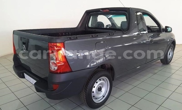 Acheter Occasion Voiture Nissan NV200 Gris à Windhoek, Namibie Acheter Occasion Voiture Nissan NV200 Gris à Windhoek, Namibie