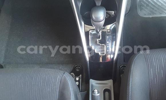 Acheter Occasion Voiture Toyota Yaris Rouge à Windhoek, Namibie Acheter Occasion Voiture Toyota Yaris Rouge à Windhoek, Namibie