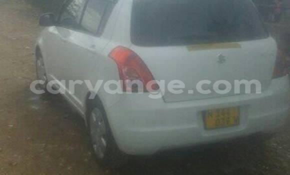Buy Used Suzuki Swift White Car in Windhoek in Namibia