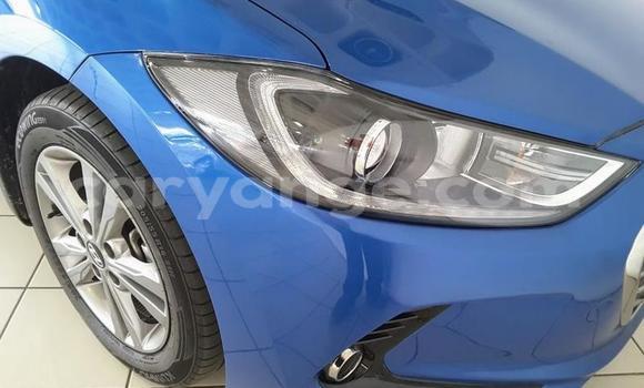 Acheter Occasion Voiture Hyundai Elantra Bleu à Windhoek, Namibie Acheter Occasion Voiture Hyundai Elantra Bleu à Windhoek, Namibie