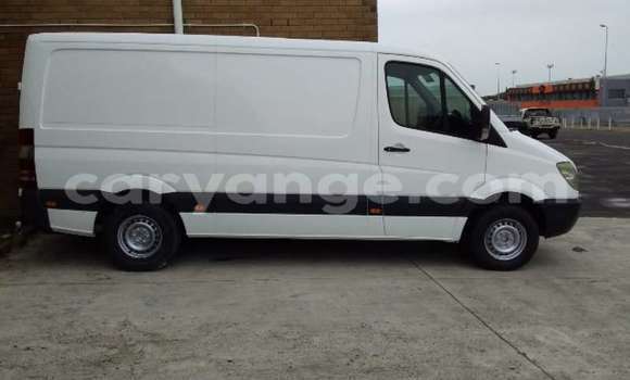 Buy Used Mercedes Viano White Car in Windhoek in Namibia Buy Used Mercedes Viano White Car in Windhoek in Namibia