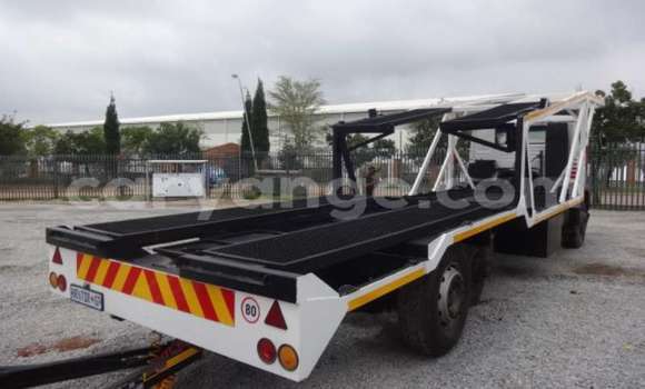 Acheter Occasion Utilitaire Man M2000 Blanc à Windhoek, Namibie Acheter Occasion Utilitaire Man M2000 Blanc à Windhoek, Namibie