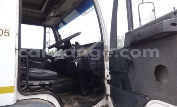 Acheter Occasion Utilitaire Man M2000 Blanc à Windhoek, Namibie Acheter Occasion Utilitaire Man M2000 Blanc à Windhoek, Namibie