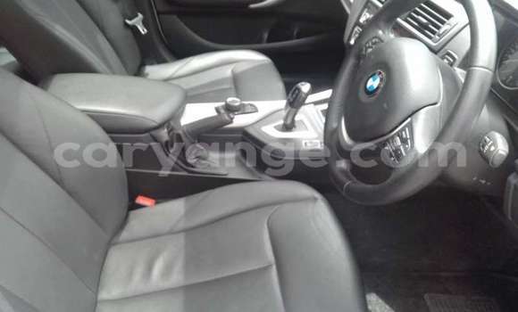 Acheter Occasion Voiture BMW 3–Series Blanc à Windhoek, Namibie Acheter Occasion Voiture BMW 3–Series Blanc à Windhoek, Namibie