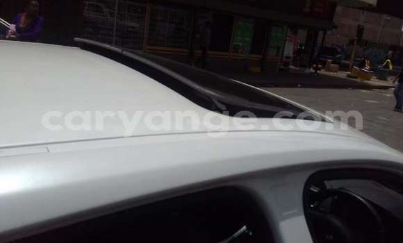 Acheter Occasion Voiture BMW 3–Series Blanc à Windhoek, Namibie Acheter Occasion Voiture BMW 3–Series Blanc à Windhoek, Namibie