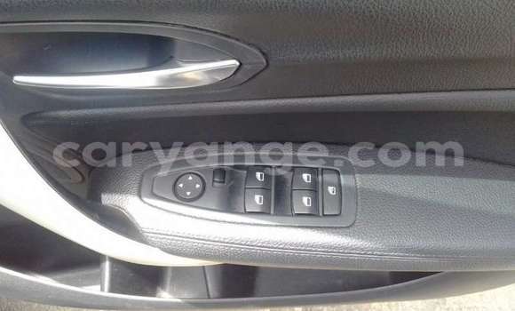 Acheter Occasion Voiture BMW 3–Series Blanc à Windhoek, Namibie Acheter Occasion Voiture BMW 3–Series Blanc à Windhoek, Namibie