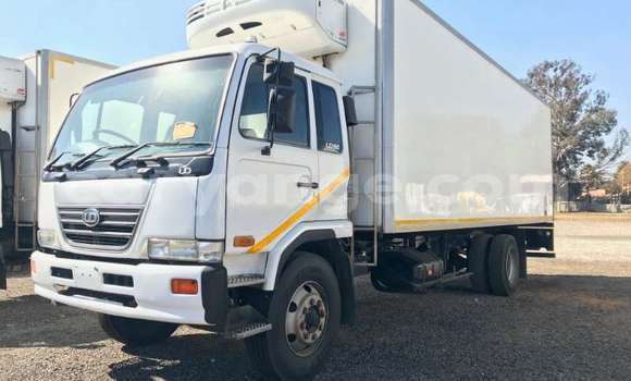 Buy Used Isuzu FTR 850 White Truck in Windhoek in Namibia Buy Used Isuzu FTR 850 White Truck in Windhoek in Namibia