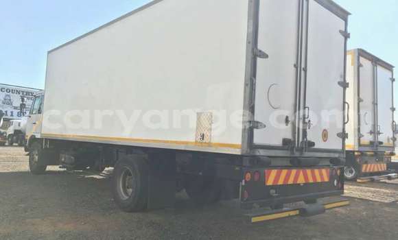 Buy Used Isuzu FTR 850 White Truck in Windhoek in Namibia Buy Used Isuzu FTR 850 White Truck in Windhoek in Namibia