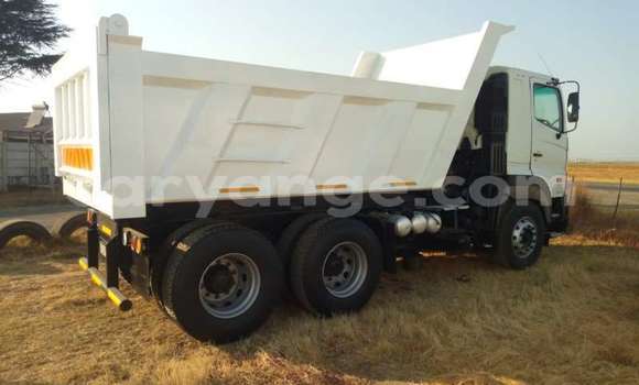 Buy Used Hino 300 Series Other Truck in Windhoek in Namibia Buy Used Hino 300 Series Other Truck in Windhoek in Namibia
